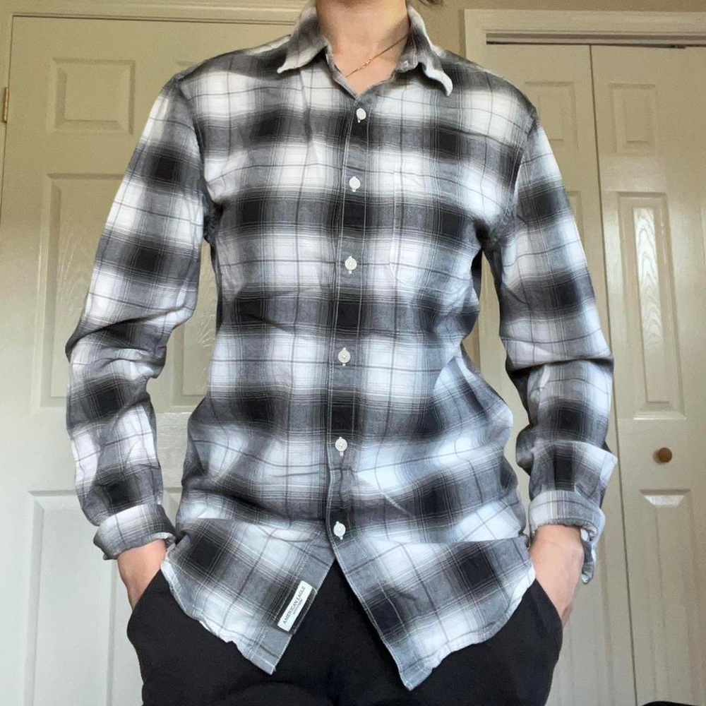 American eagle plaid shirt